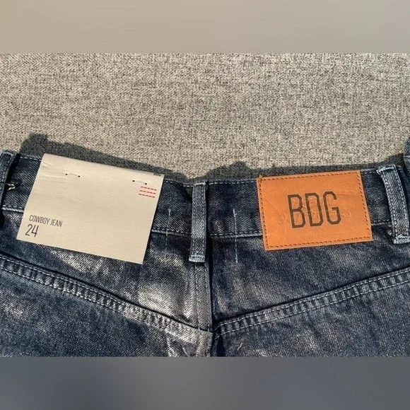 Urban Outfitters BDG High-Waisted Cowboy Jeans NWT - Picture 5 of 10